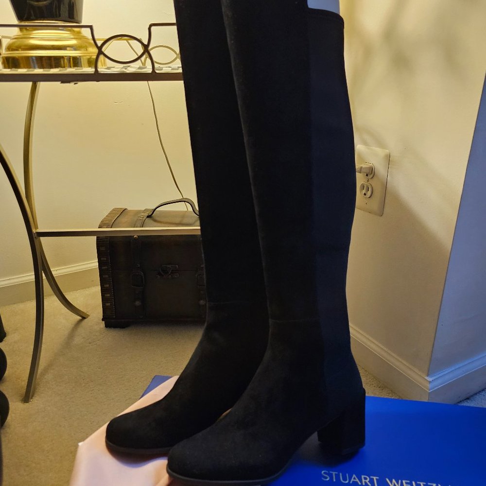 Stuart Weitzman city block boot